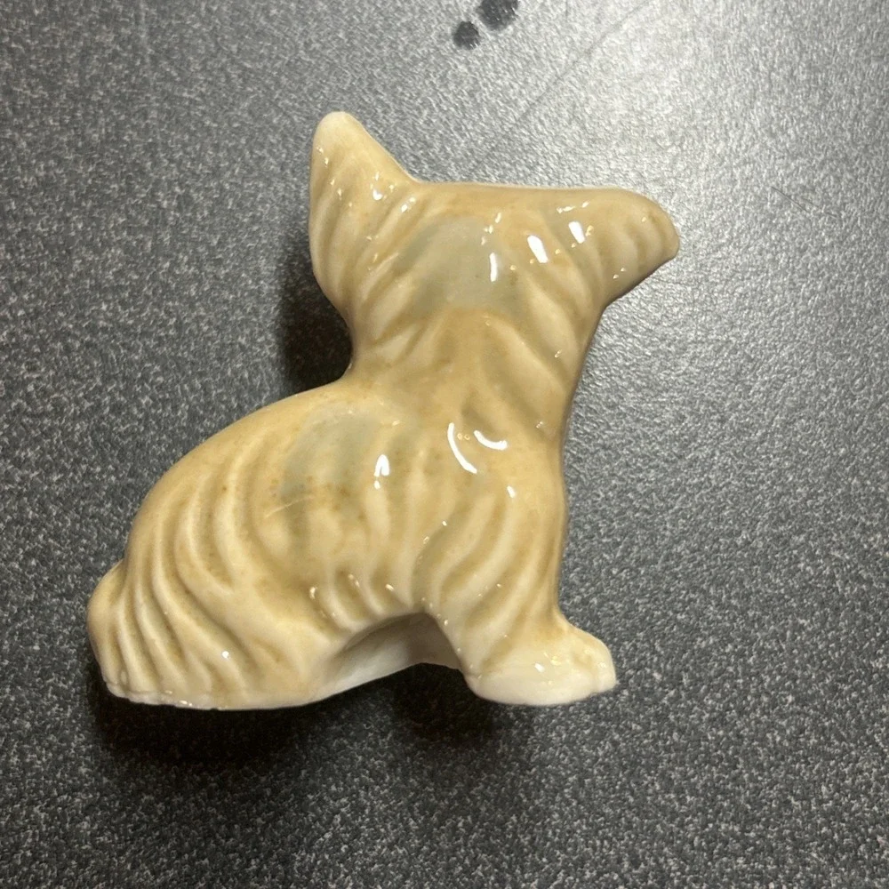 Vintage Small Sitting Scottie Dog Figurine Made in Japan